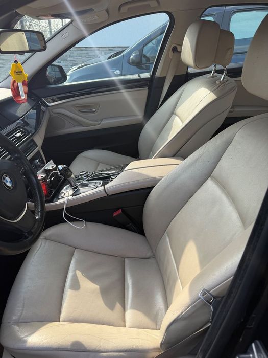 BMW 5 Series 2011 — imagine 4