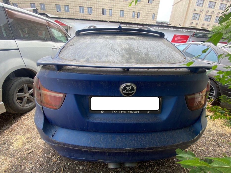 Бмв  х6 2011 продам .