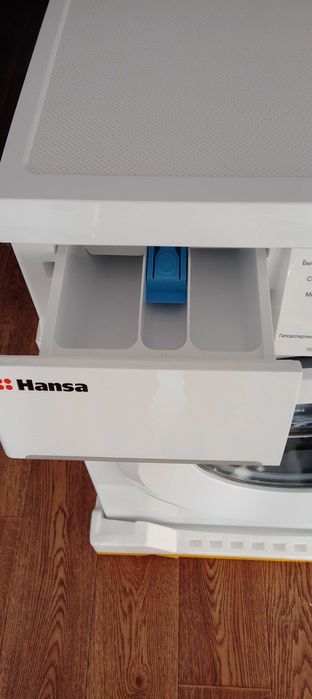 Стиральная машина Hansa