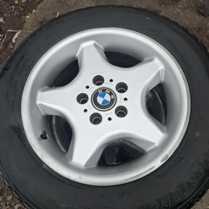 Продам диски на бмв 16р