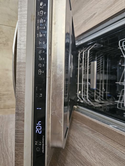 Съдомиялна за вграждане Beko 45 см