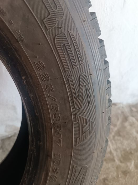 Продам зимнюю резину