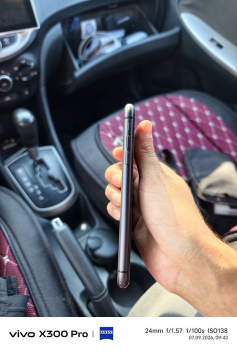 Продам iphone 11