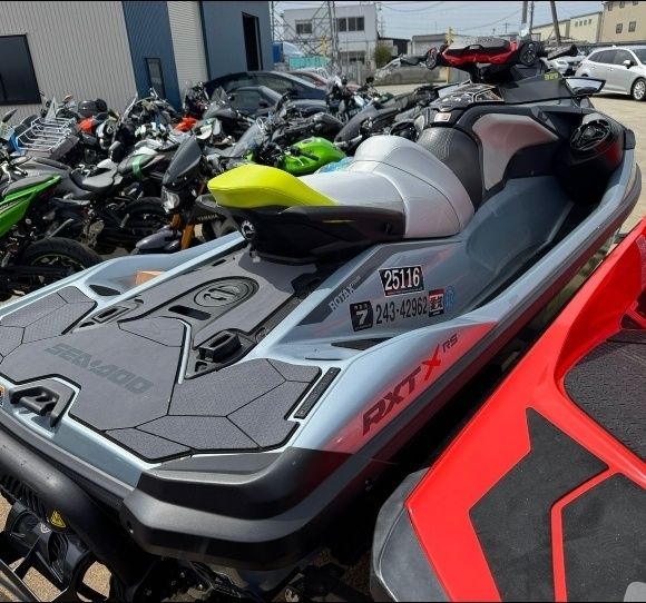 Sea-doo rxt x 325