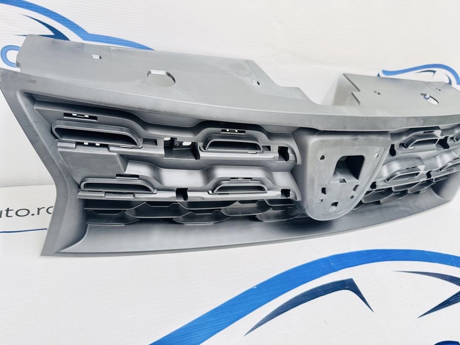 Grila radiator Dacia DUSTER model dupa 2013 cod 623100838R
