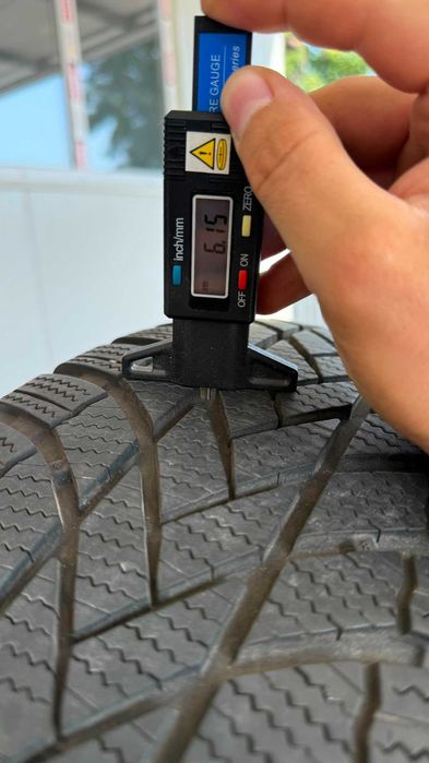 Зимни Гуми Bridgestone 245 70 16 туранза