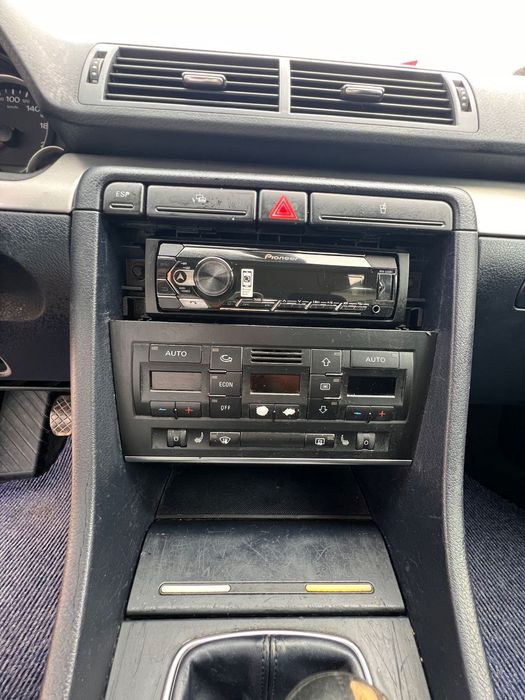 Audi A4 Limuzina