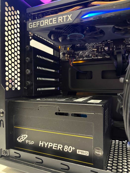 Геймърски компютър AMD Ryzen 5 4500, RTX 3060 12GB, 32GB ram