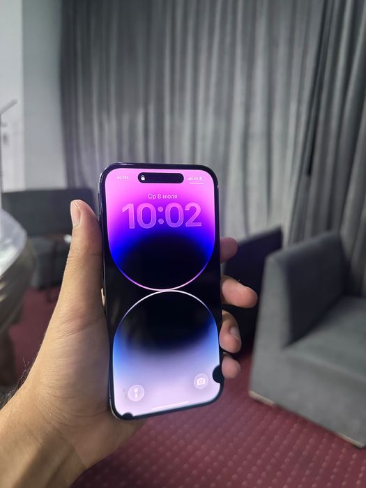 Продам Iphone 14 pro