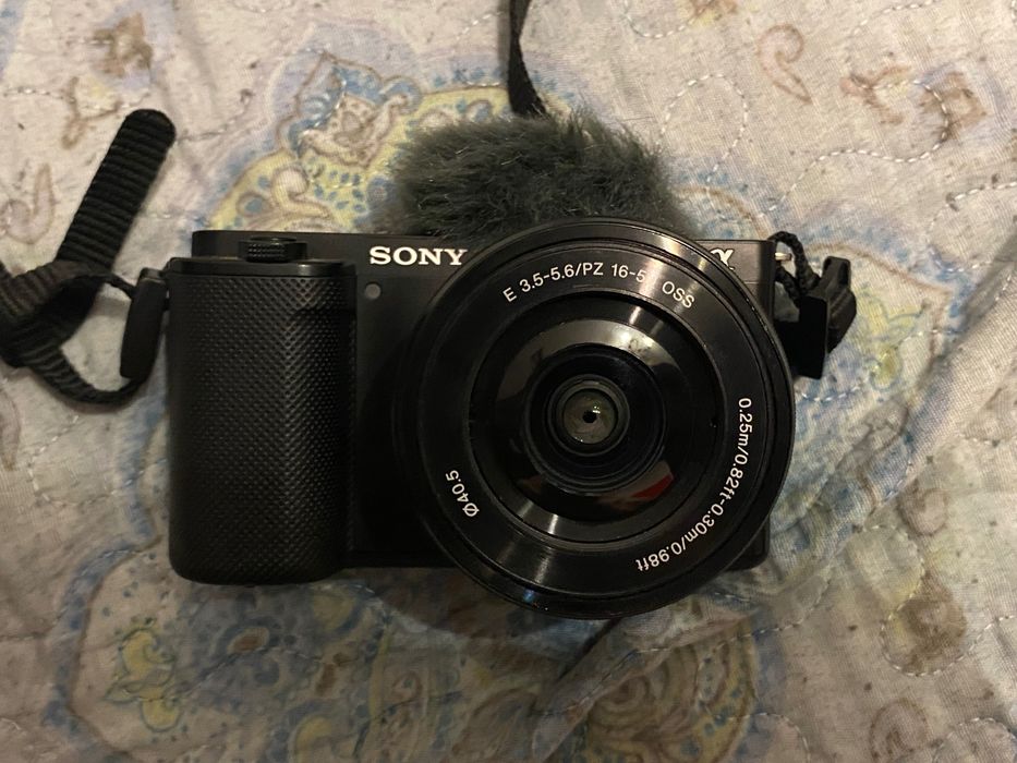 Камера Sony ZV-E10 16-50 kit len 64gb