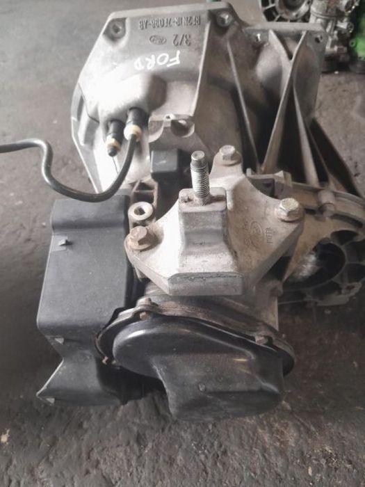 cutie viteze manuala 5 trepte viteze ford fiesta 1.4tdci f6ja f6jb