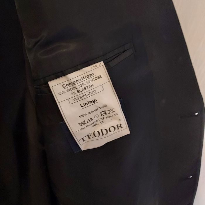 Мъжки костюм черен Teodor