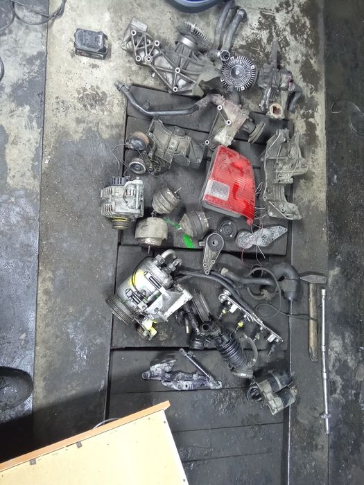 Продам запчасти на пассат б5