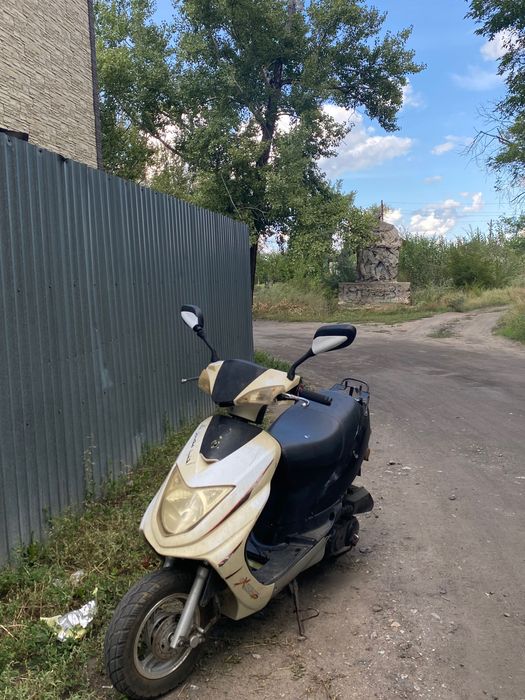 Продам скутер 50куб