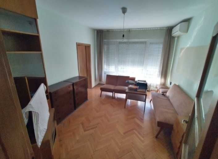 Продава се Тристаен апартамент в София, Изток - 72 кв.м за 3612 €/кв.м - Снимка #1