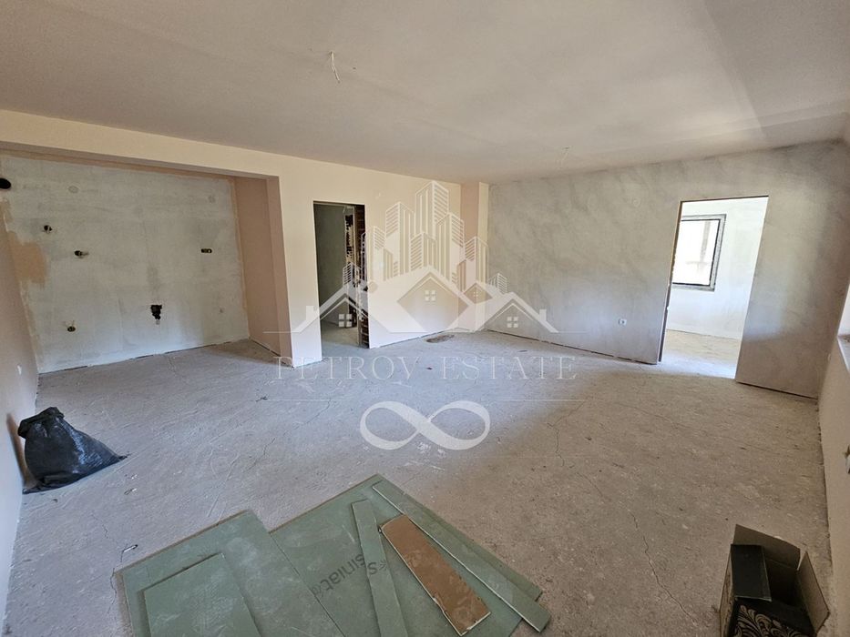 Продава се Тристаен апартамент в Велинград - 122 кв.м за 902 €/кв.м - Снимка #3