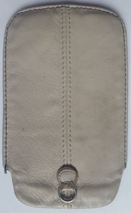 Husa KRUSELL din piele fina pentru telefon, folosita dar fara defecte