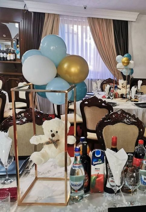 Arcada cu baloane și decorațiuni botez, petrecere și cumătrie