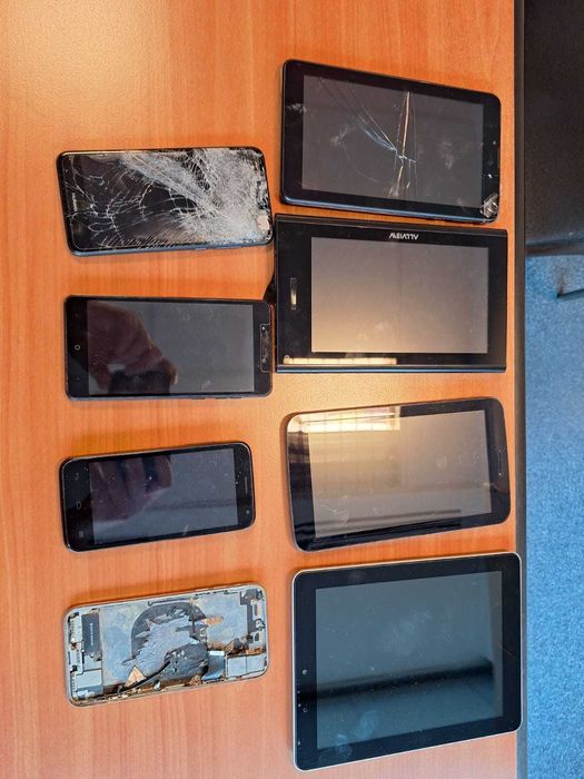 Vand Lot Tablete Smartphone netestate  - piese Allview, Huawei