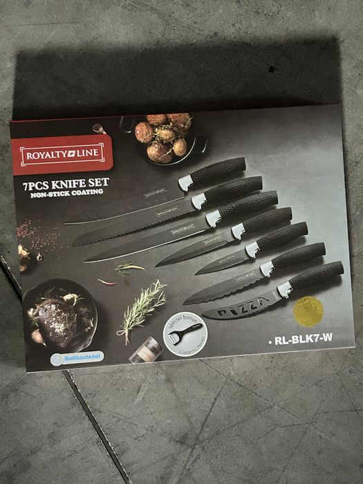 Set 7 cuțite bucătărie Royalty Line (Negru) + Curățător, Nou în cutie