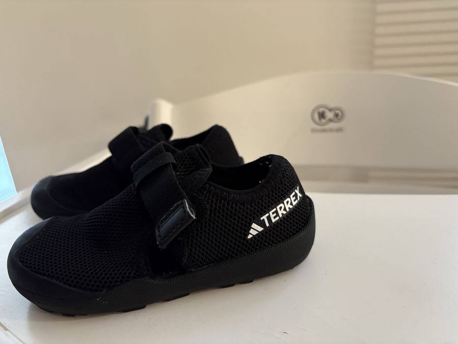 Детски пролетни обувки Adidas