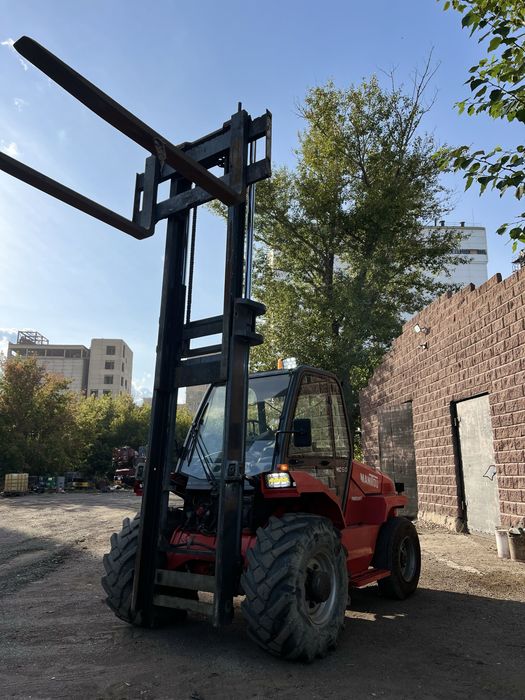 Вилочный погрузчик, кара до 5 тонн. MANITOU MC50