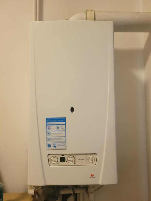 Centrala gaz Saunier Duval Thema Classic F 24 E - conditie ft buna