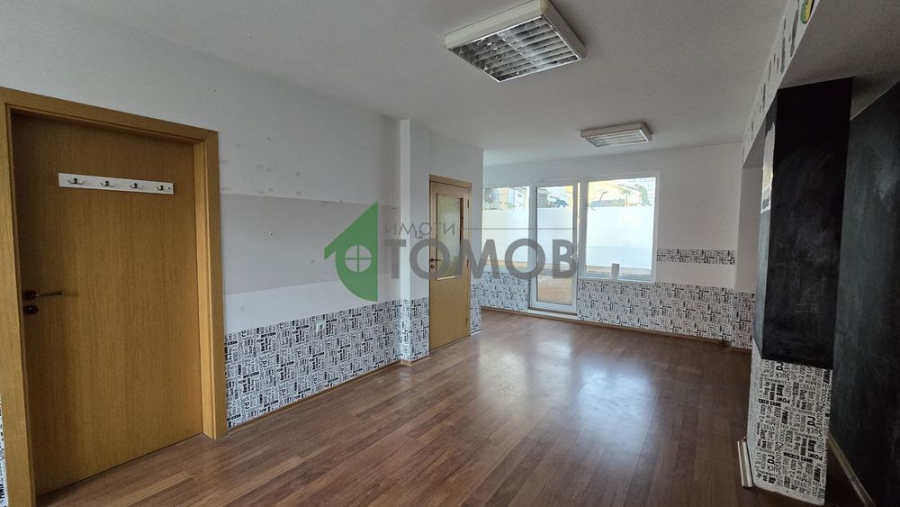Дава се под наем Офис в Стара Загора, Център - 54 кв.м за 448.8 € - Снимка #3