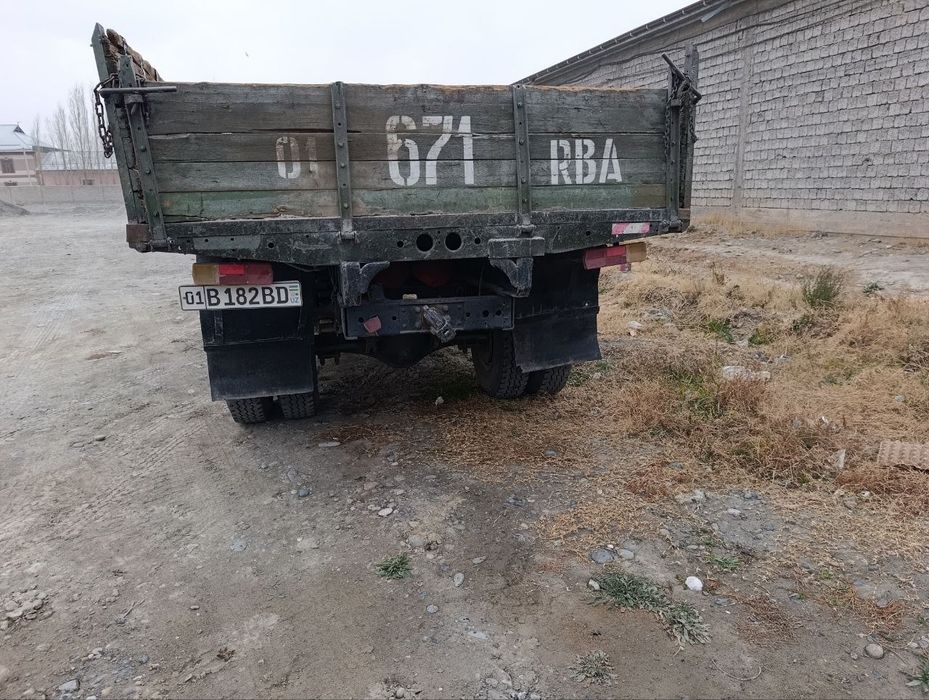 ZIL 131 Bort 77 yil alo xolatda, Samarqand