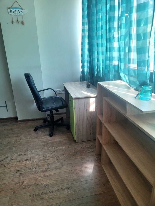 Тристаен апартамент до Девето основно училище