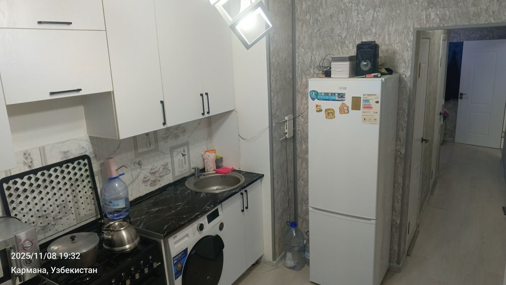 Срочно 3 хоналик квартира сотилади!