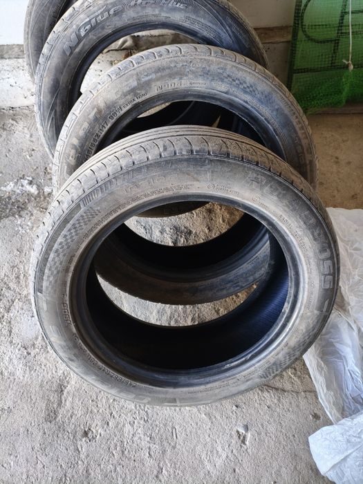 Продам летние покрышки от камри