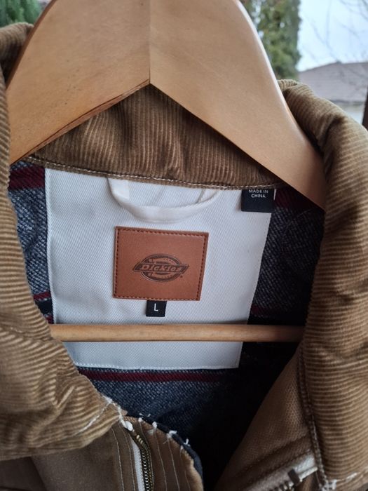 Vand geaca Dickies, noua