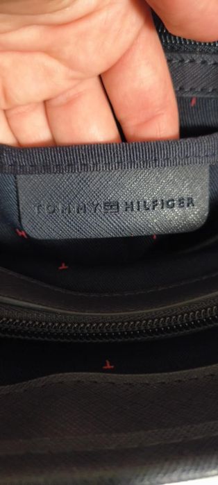 Чанта tommy hilfiger