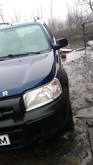 Land rover ferarul vând la dezmenbrări 600euro negociabil