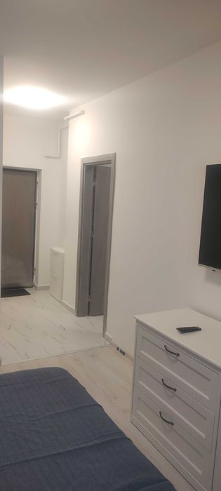 Inchiriez Garsoniera Militari Residence