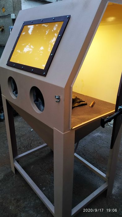 Пясъкоструйка, пясъкоструйна камера.