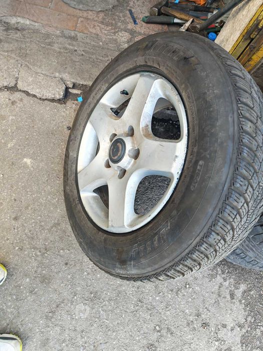 Джанти с гуми  17'' 5х130
