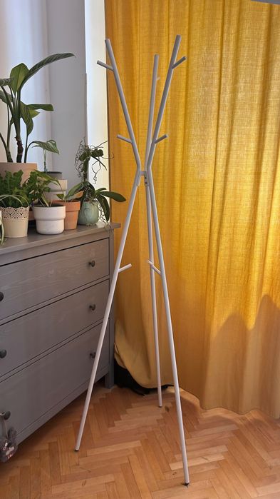Cuier alb IKEA 169 cm
