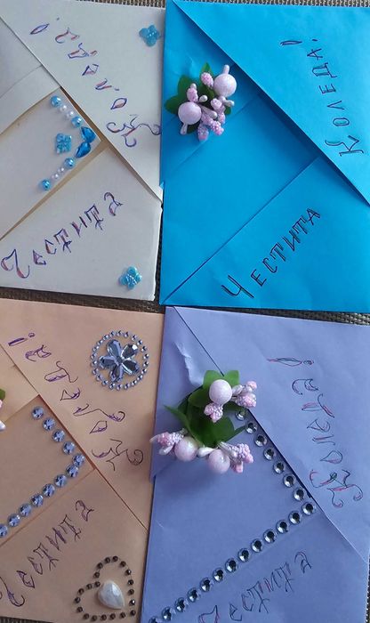 Пликове с декорация