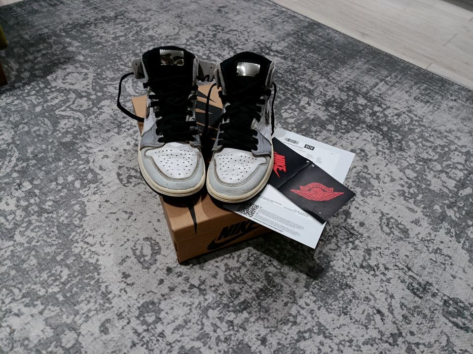 Jordan 1  albi cu gri