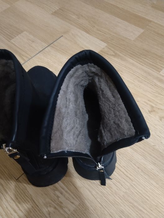 Зимние ботинки женские