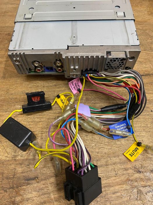 Cd player auto Pioneer ANH P 9R fata aluminiu