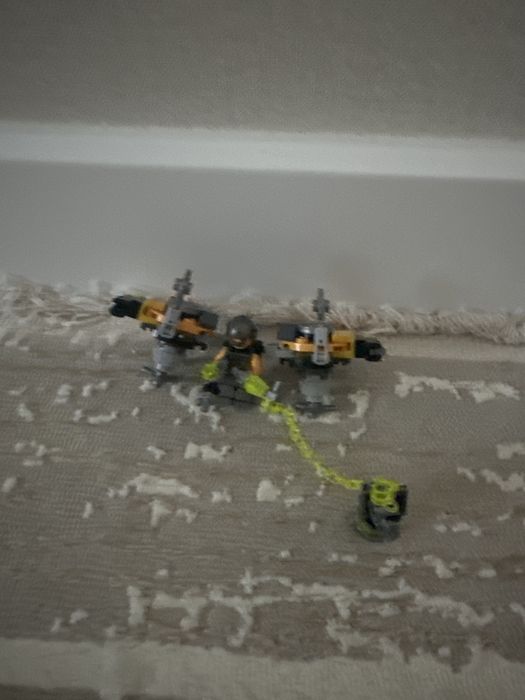 Продаю конструктор мстители