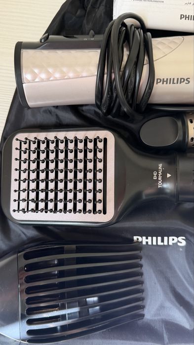 Фен - щетка Philips HP 8657 , черный, бежевый
