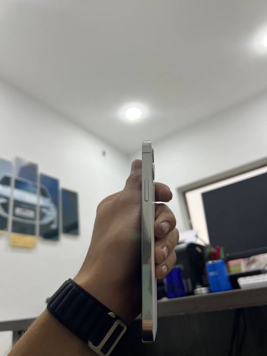 Iphone 12 pro sotiladi
