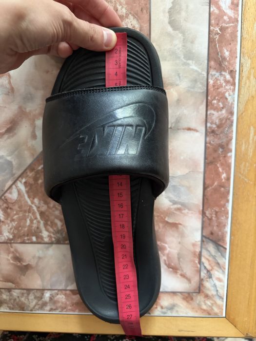 Slapi Nike  marime 42