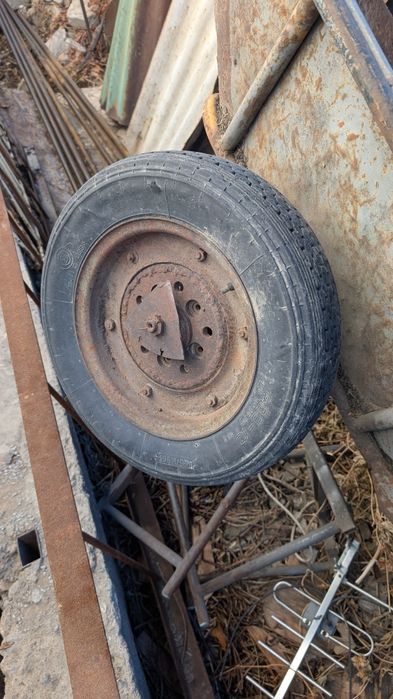 Телега ,арба лёгкая но большая