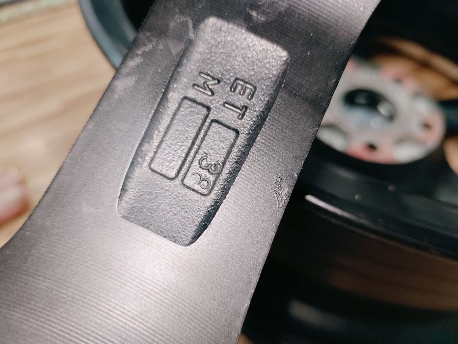 Продам комплект дисков