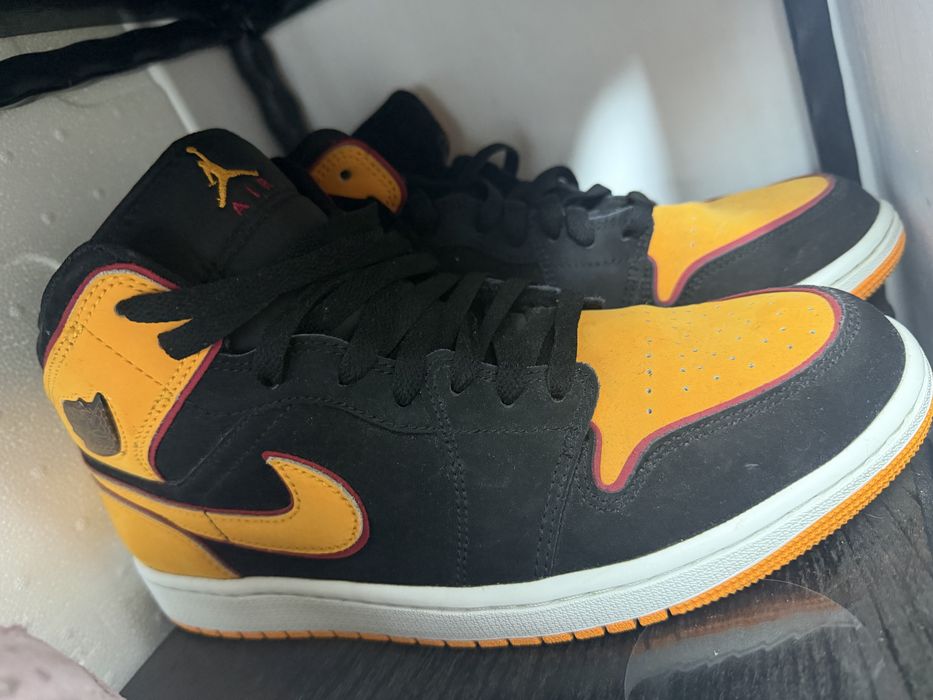 Jordăni bărbați marimea 43